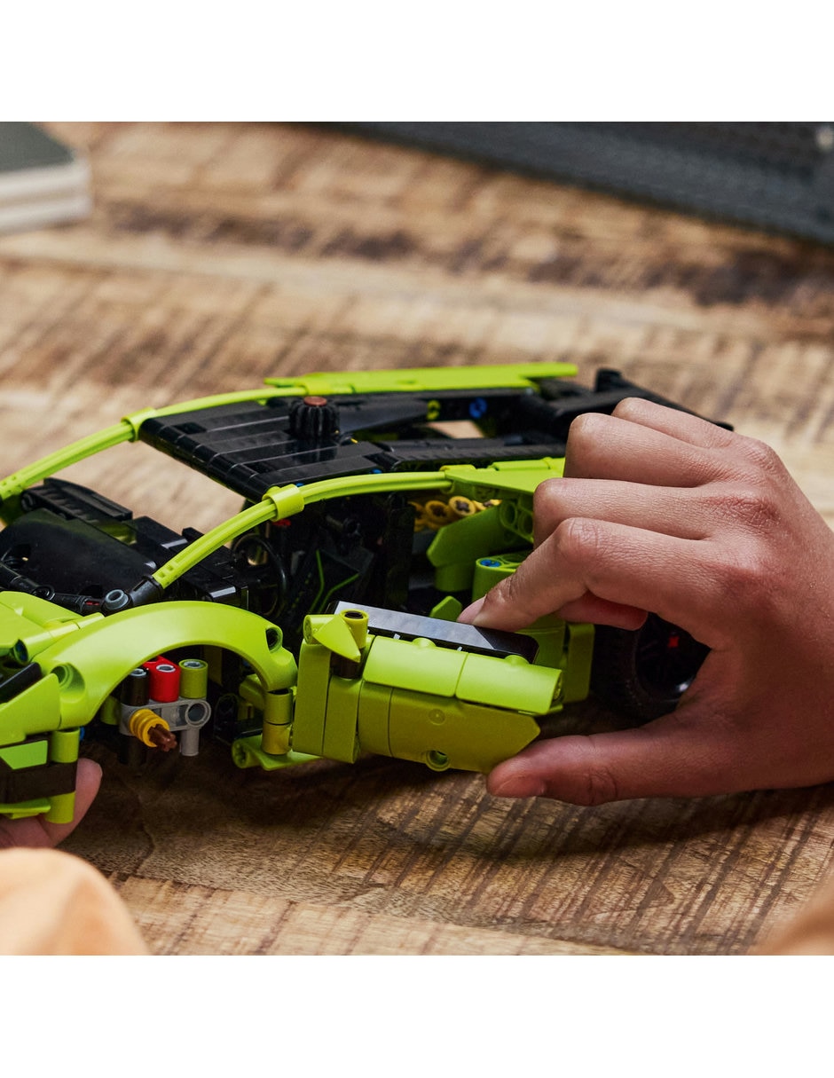 LEGO Lamborghini Huracán Tecnica 42161 Technic 7