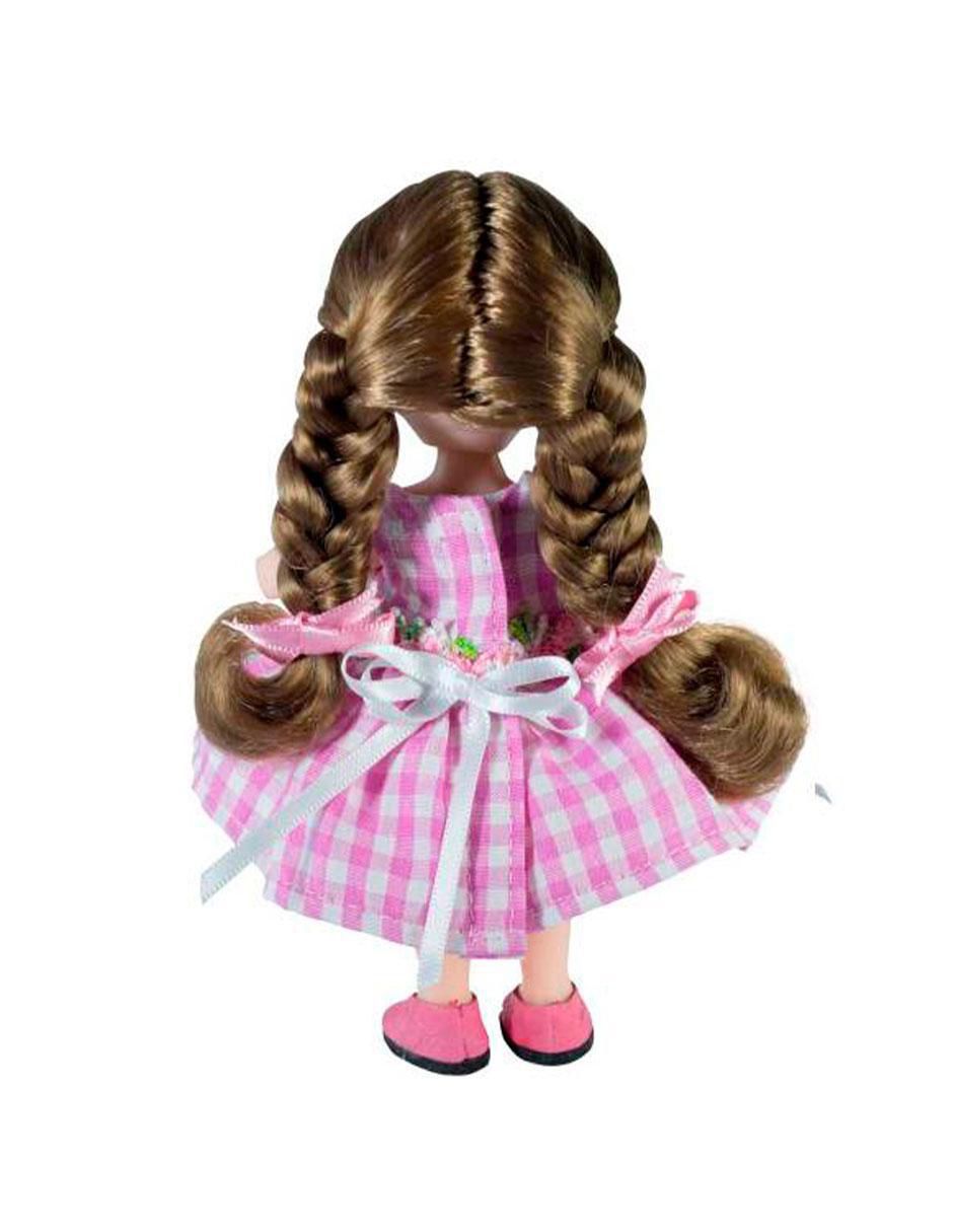 Muñeca fashion