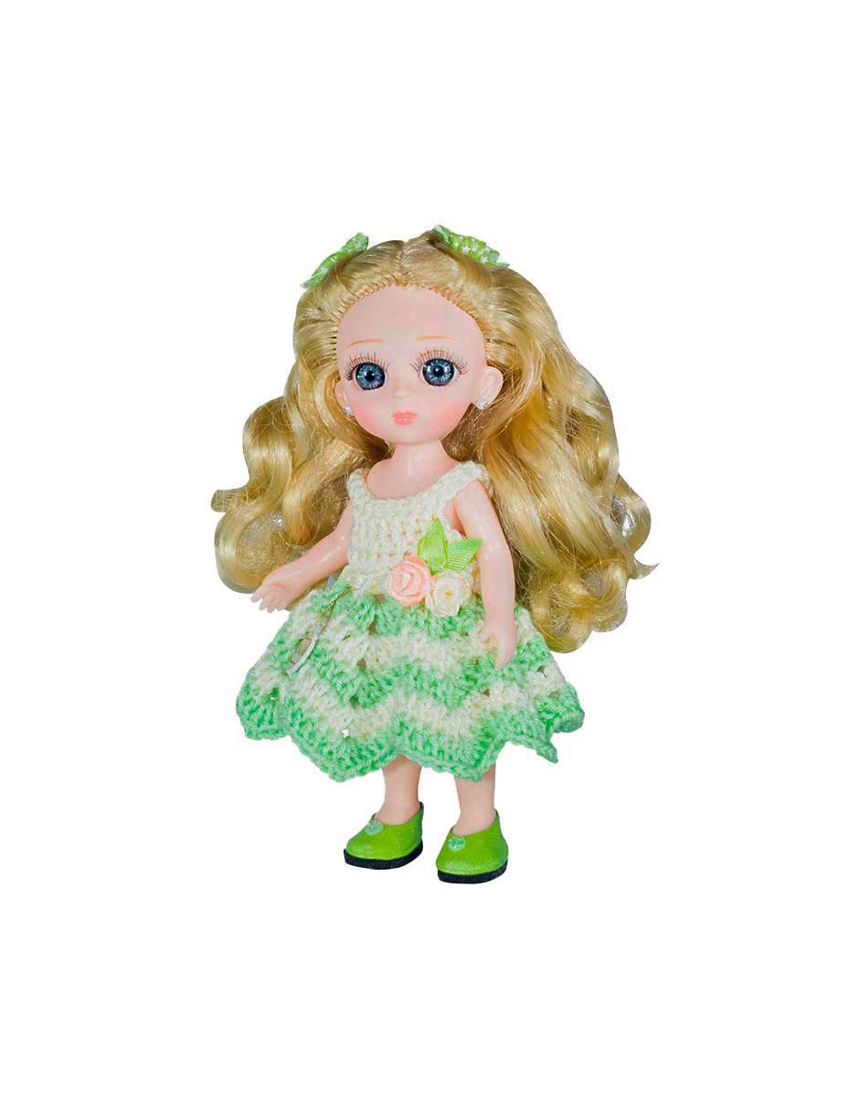 Muñeca encanto