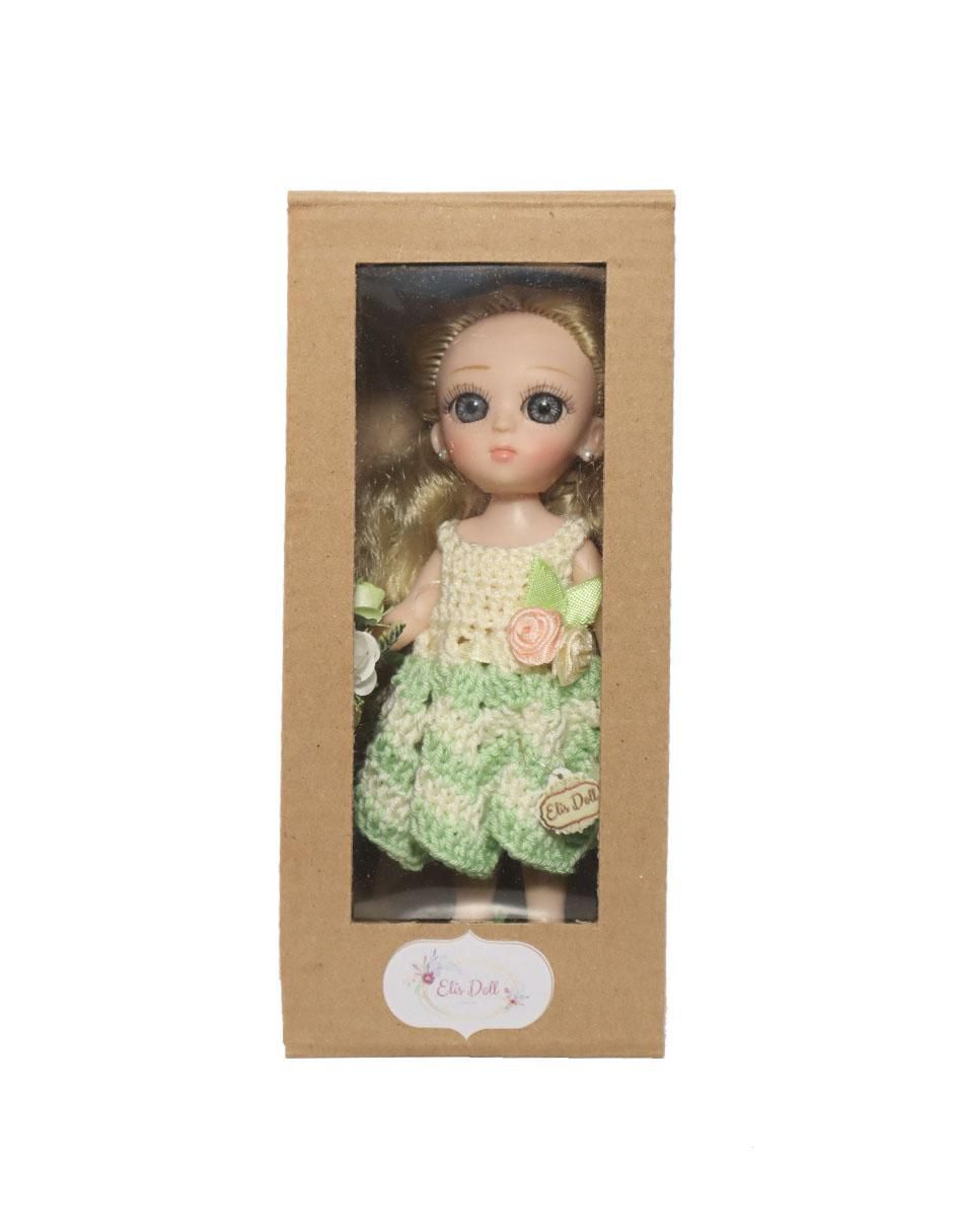 Muñeca encanto
