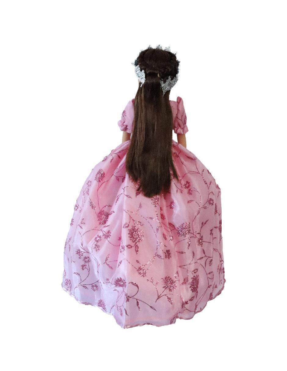 Muñeca quinceañera