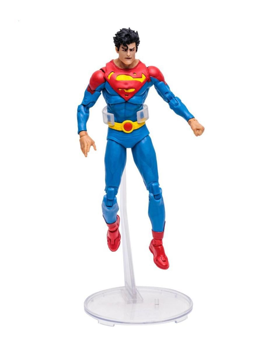 Figura de colección DC Multiverse Superman articulado 2