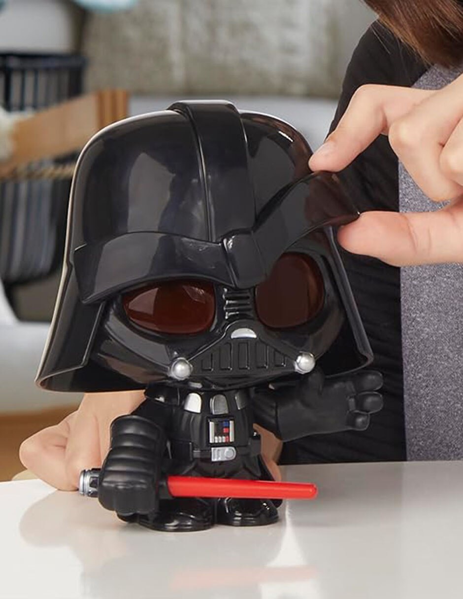 Figura de acción Darth Vader Collectors Con luz y sonido 4