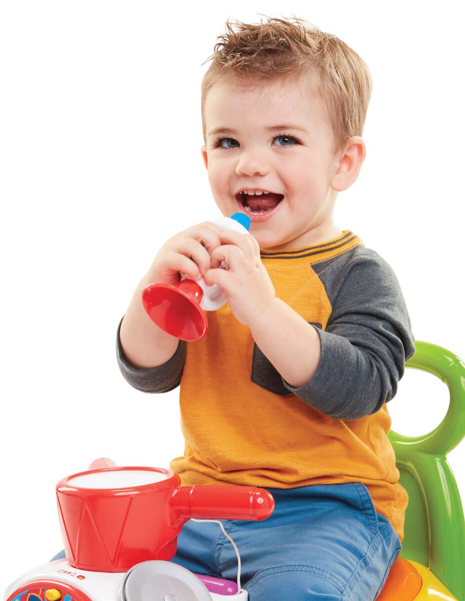Automóvil montable Fisher-Price de batería 5