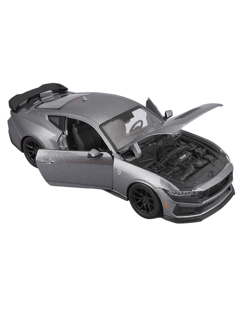 Vehículo a escala Ford Mustang GT 4