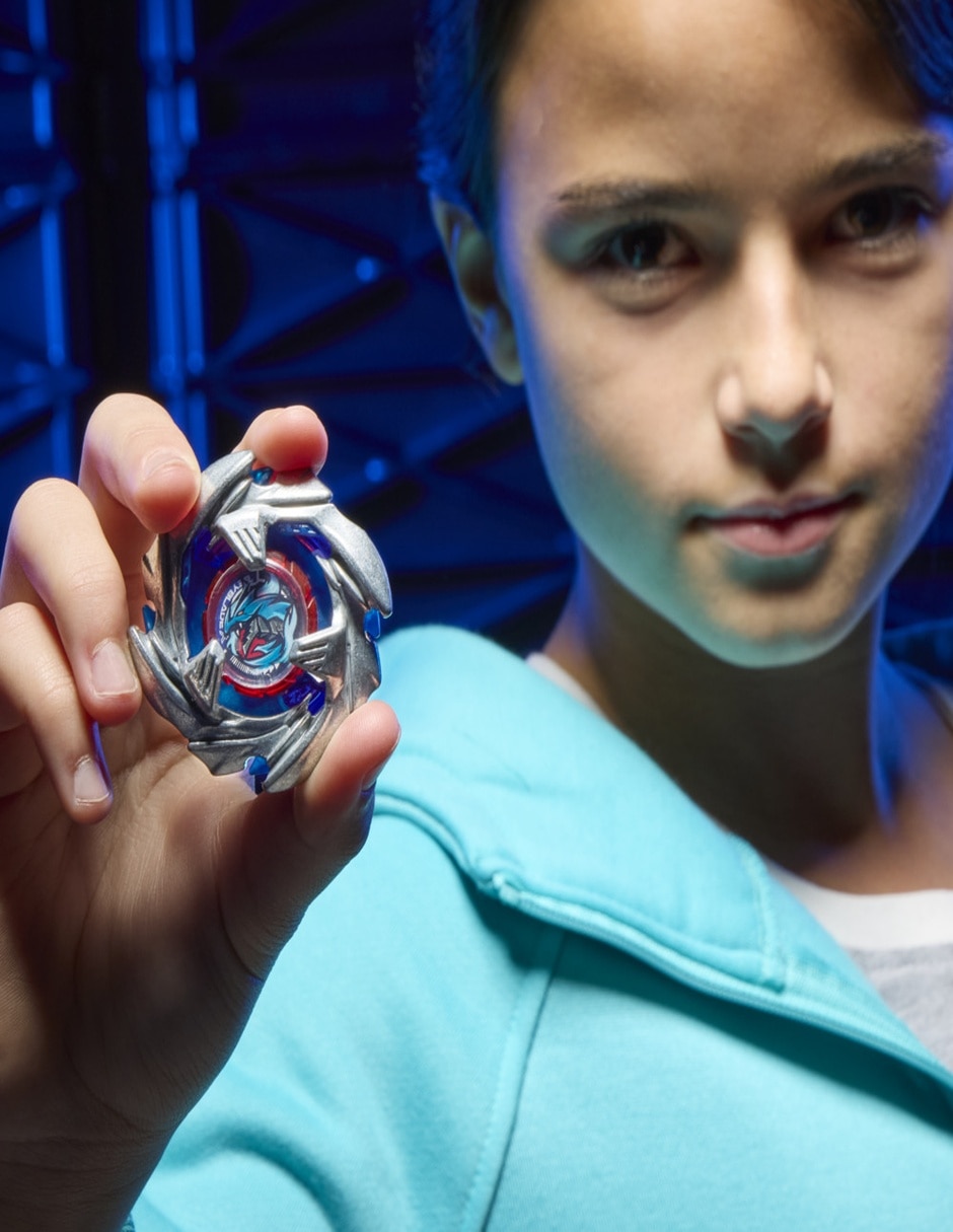 X Cobalt Dragoon 2-60C Deluxe Beyblade 12