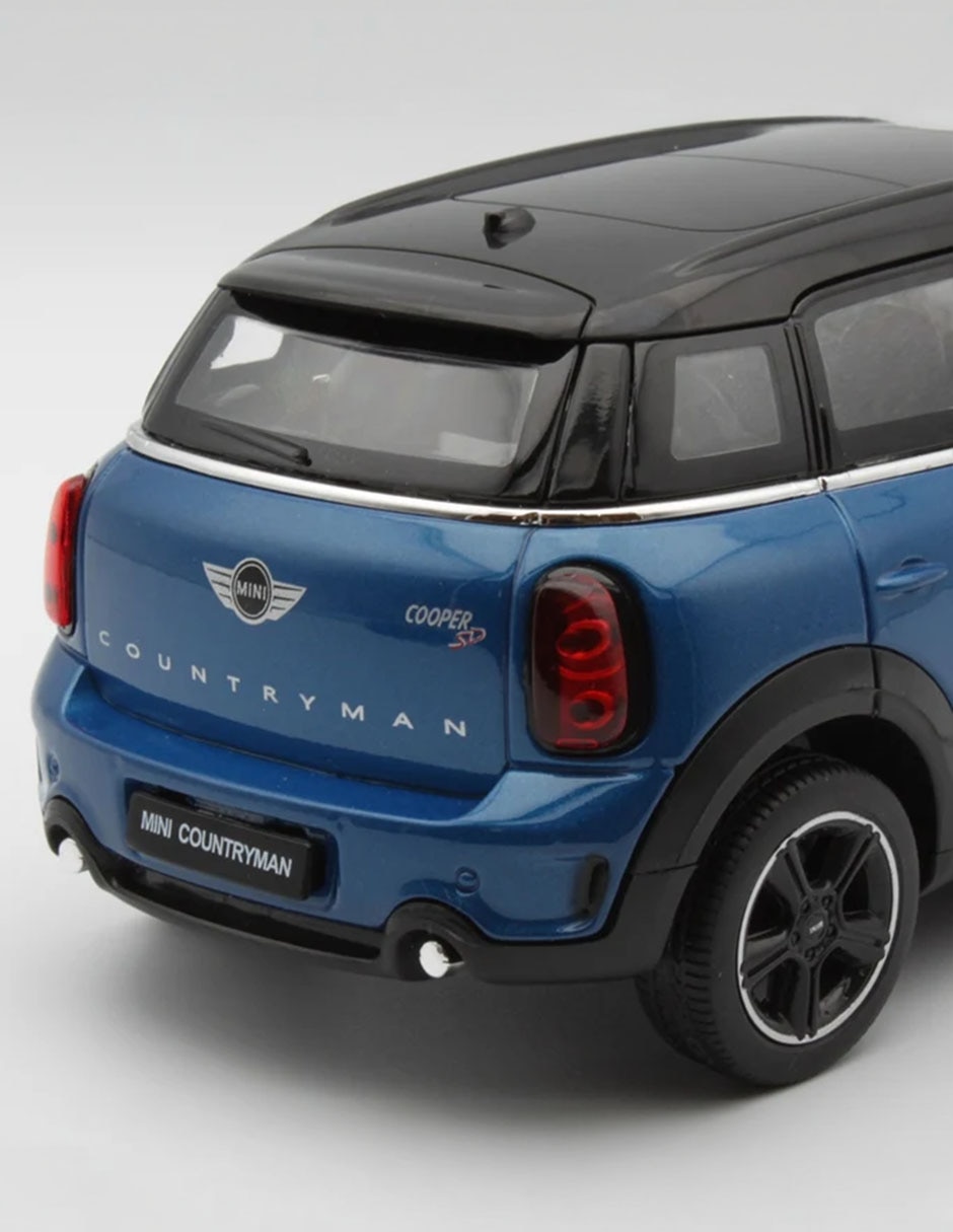 Vehículo a Escala Mini Cooper S Countryman 8