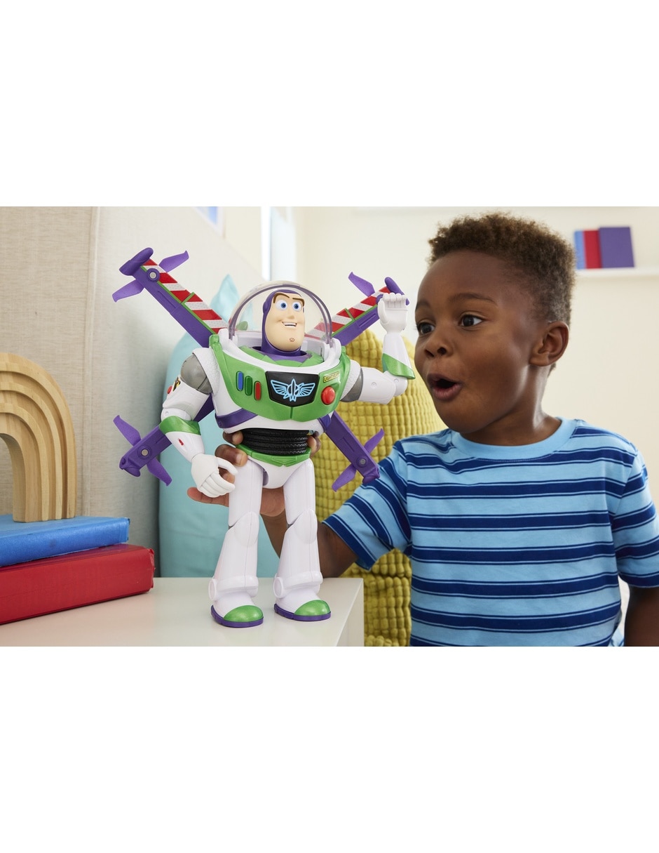 Figura de acción articulada Toy Story Buzz Lightyear estándar Pixar