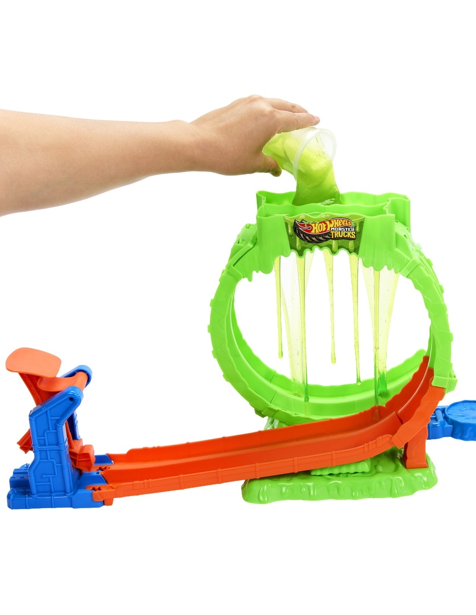 Set pista y automóviles Monster Trucks Chaos Loop Challenge 3