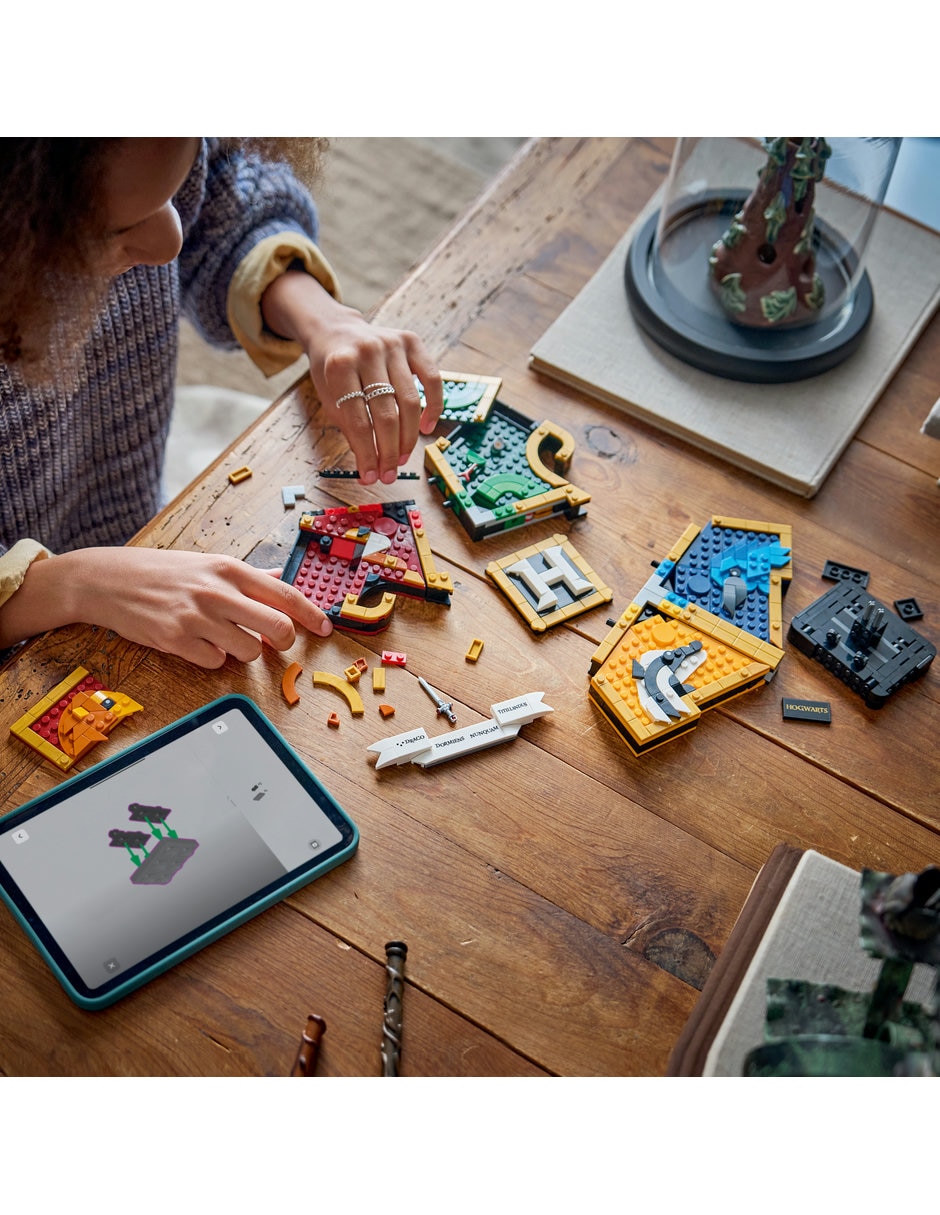 Lego Harry Potter TM Escudo de Casa de Hogwarts 76462 3