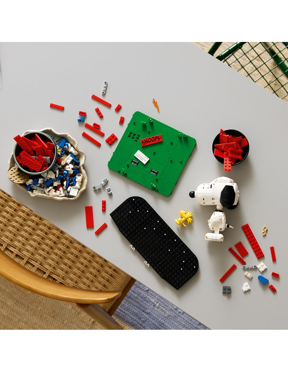 Lego Lego Ideas Peanuts: La Casita de Snoopy 21368