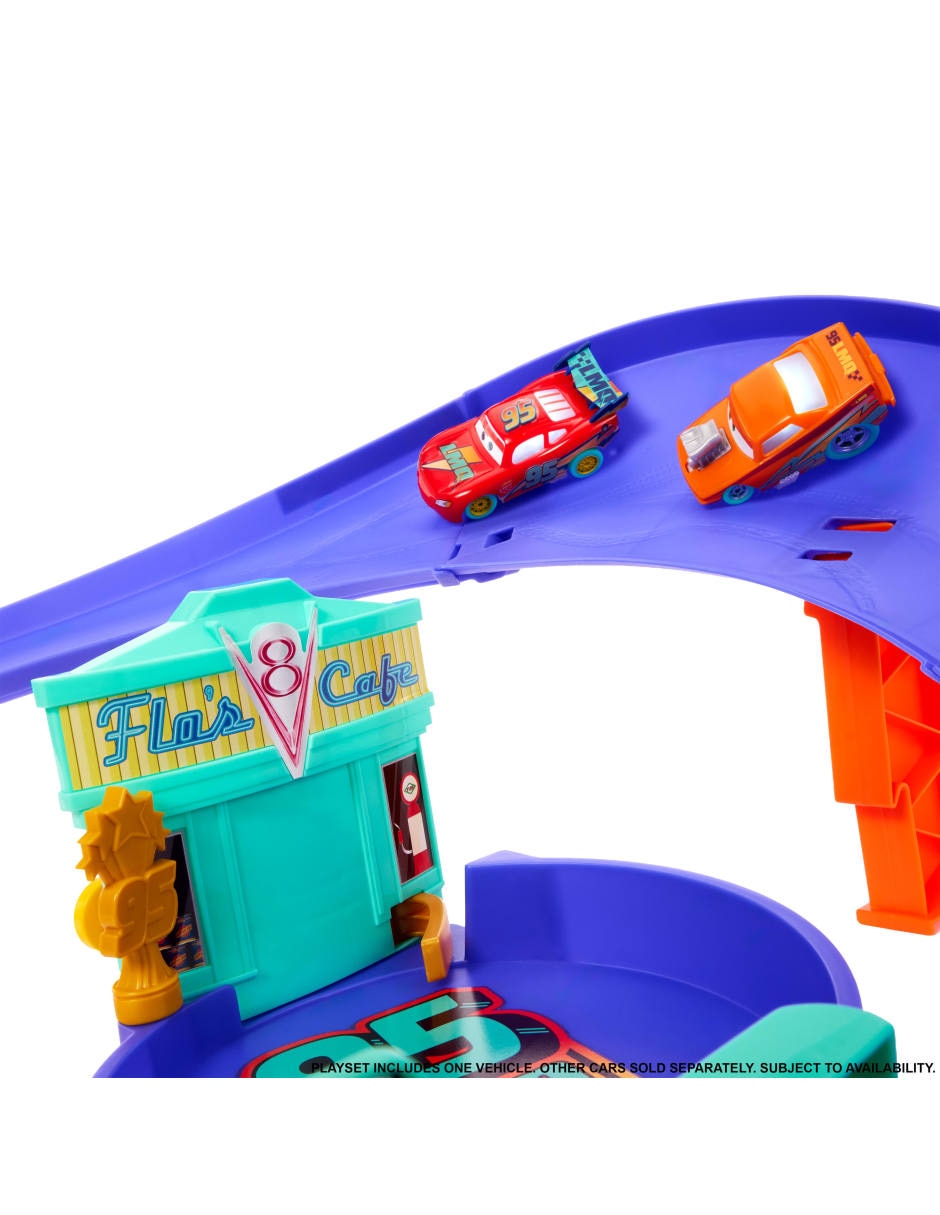 Pista armable MATTEL Cars Playsets Rayo McQueen 8