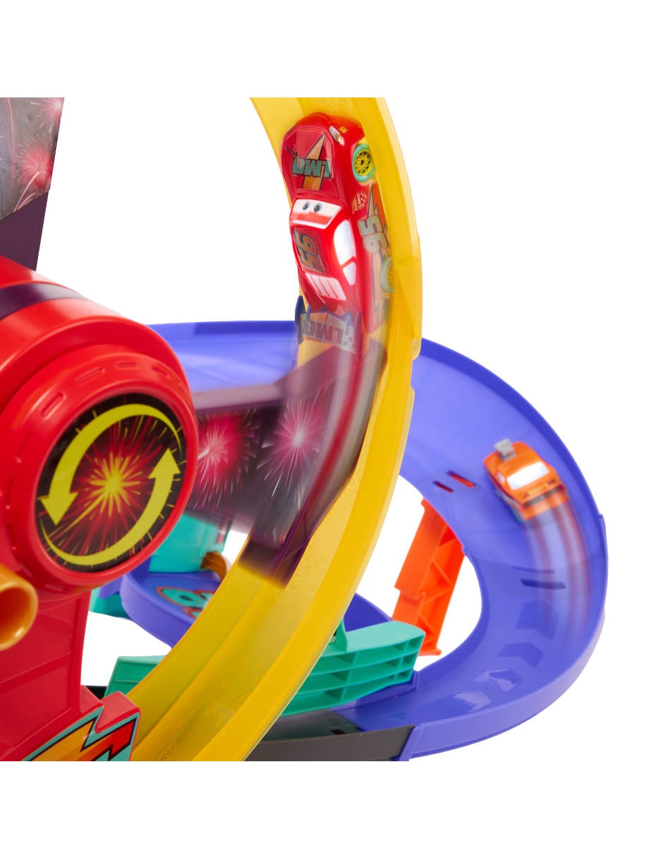 Pista armable MATTEL Cars Playsets Rayo McQueen 9