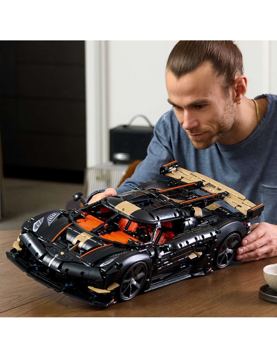 Technic Megacar Koenigsegg Sadair's Spear 42232 10