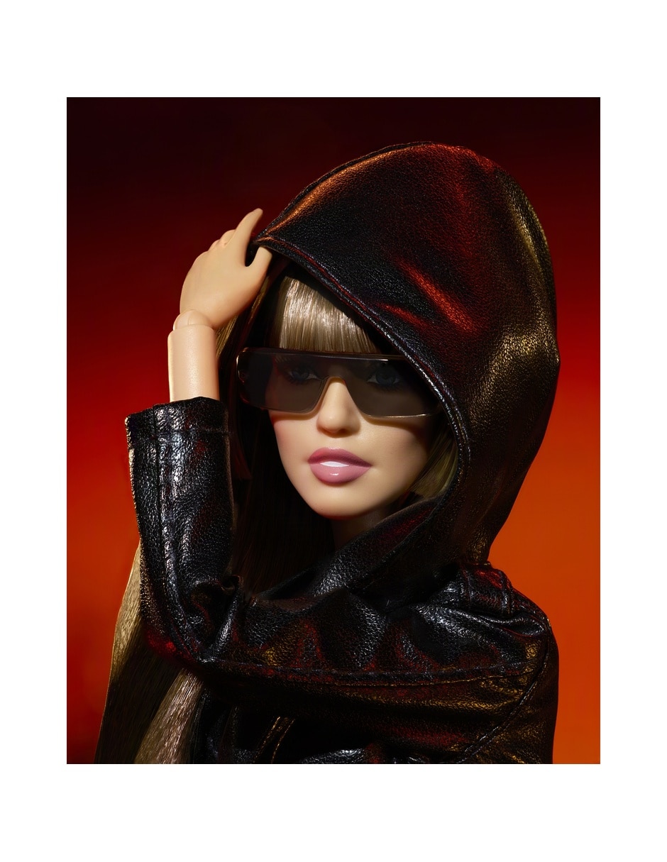 Muñeca fashion Signature Miley Cyrus 4