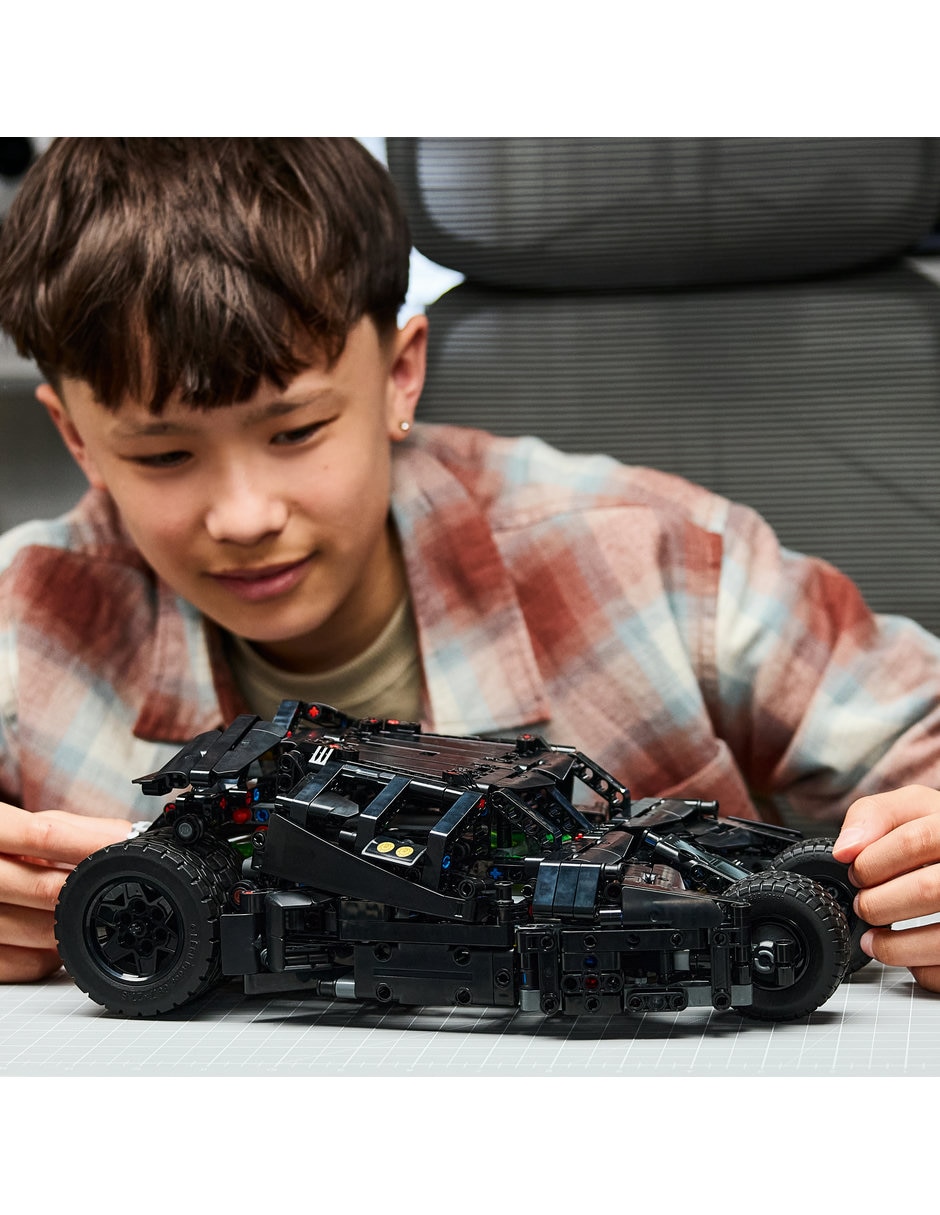Technic Batmobile Tumbler 42239 4
