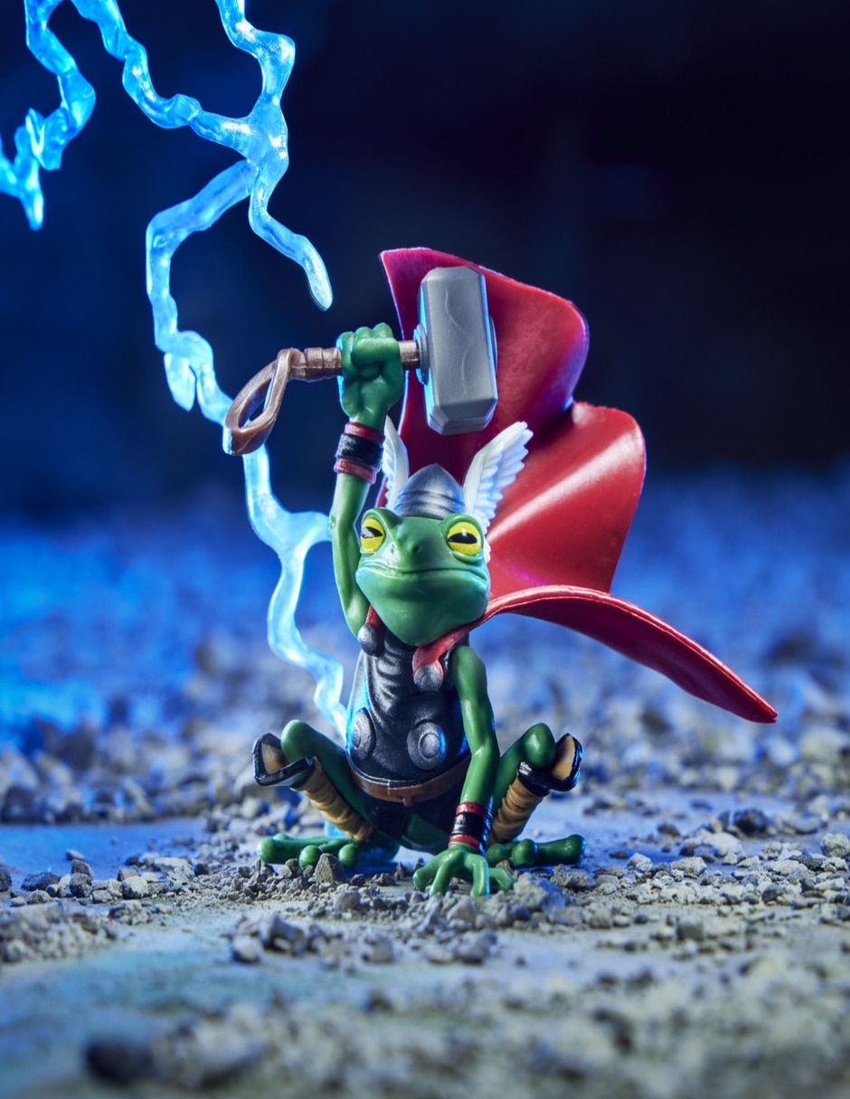 Figura de acción articulada Legends Series Thor estándar Marvel 7
