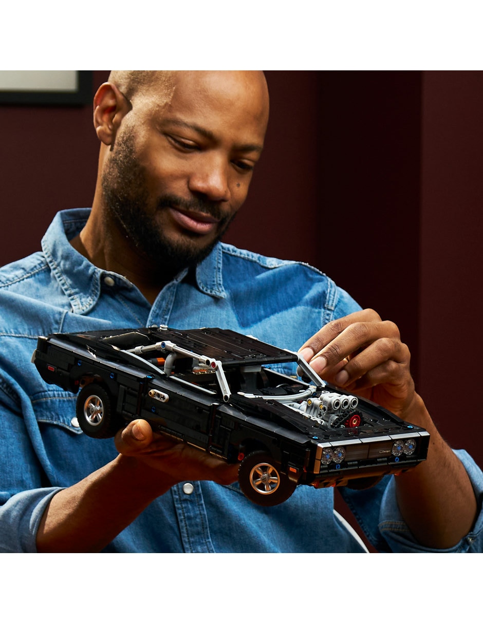 Technic Auto Dodge Charger R/T de Fast and Furious 42231 4