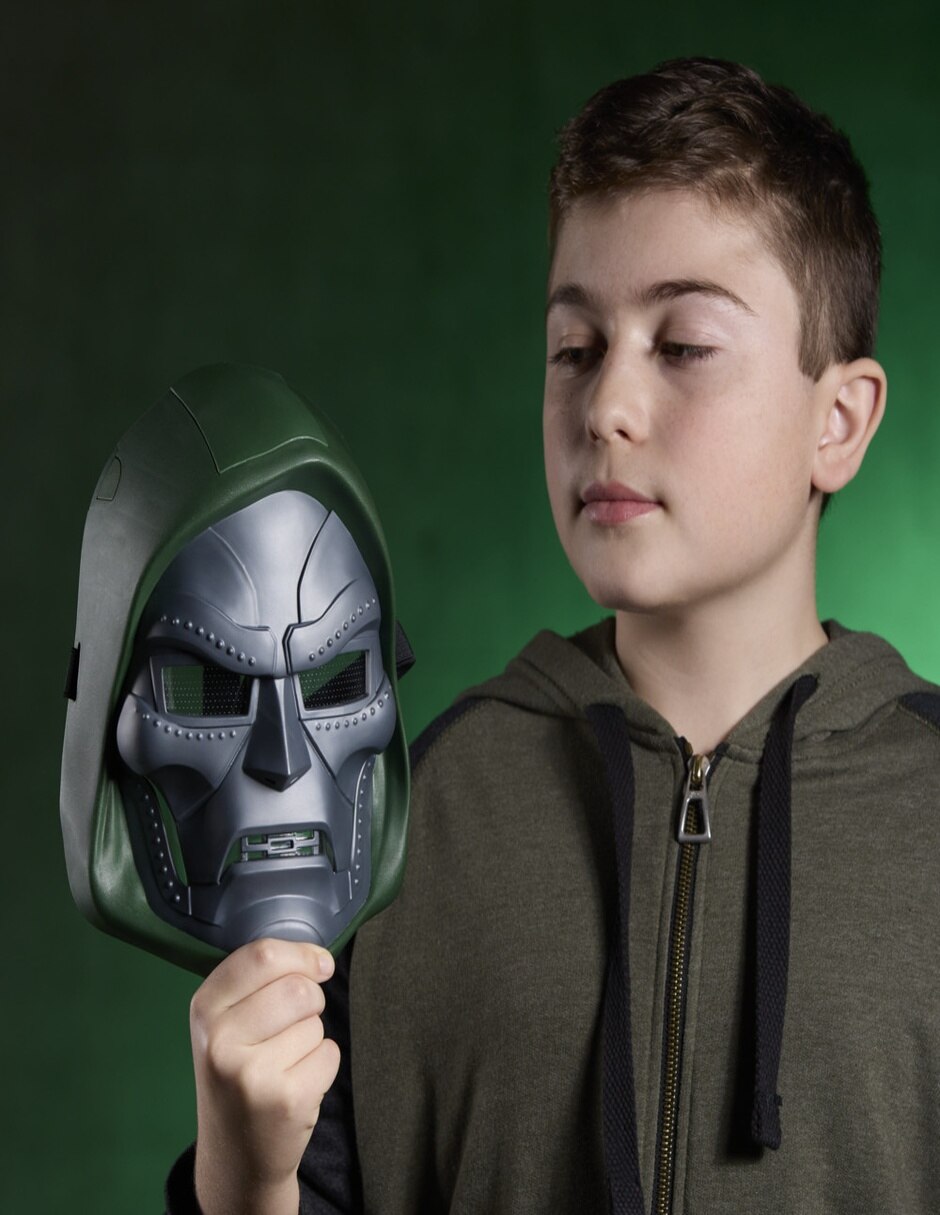 Figura de acción : Avengers Doctor Doom 12