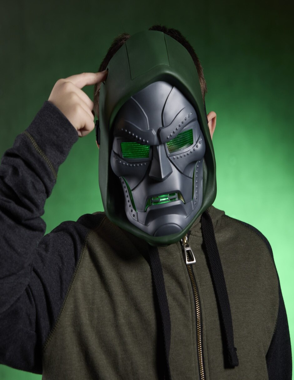 Figura de acción : Avengers Doctor Doom 6