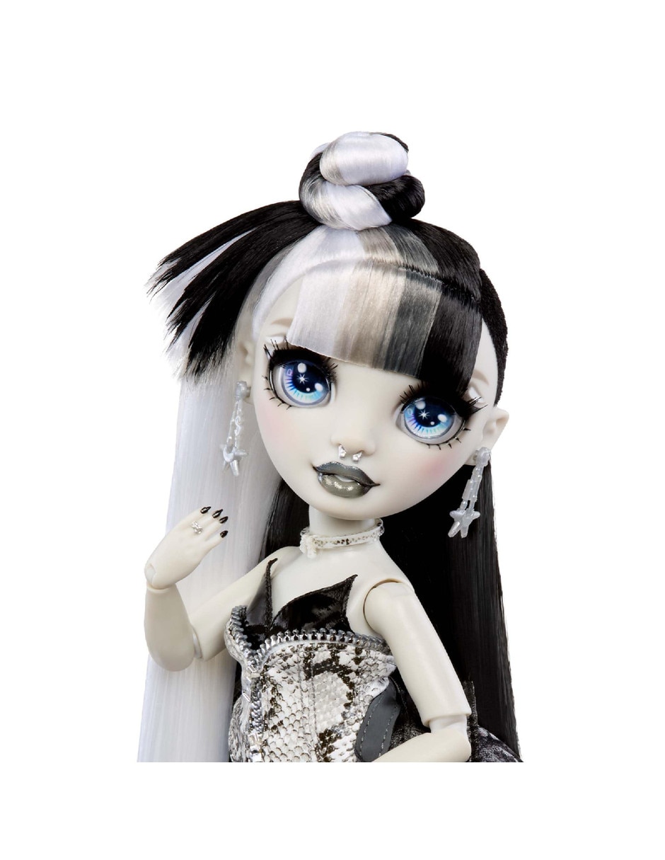 Muñeca fashion