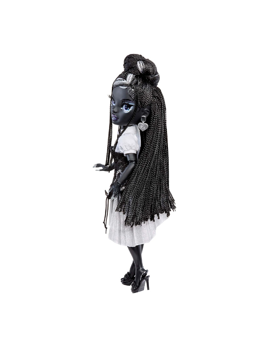 Muñeca fashion