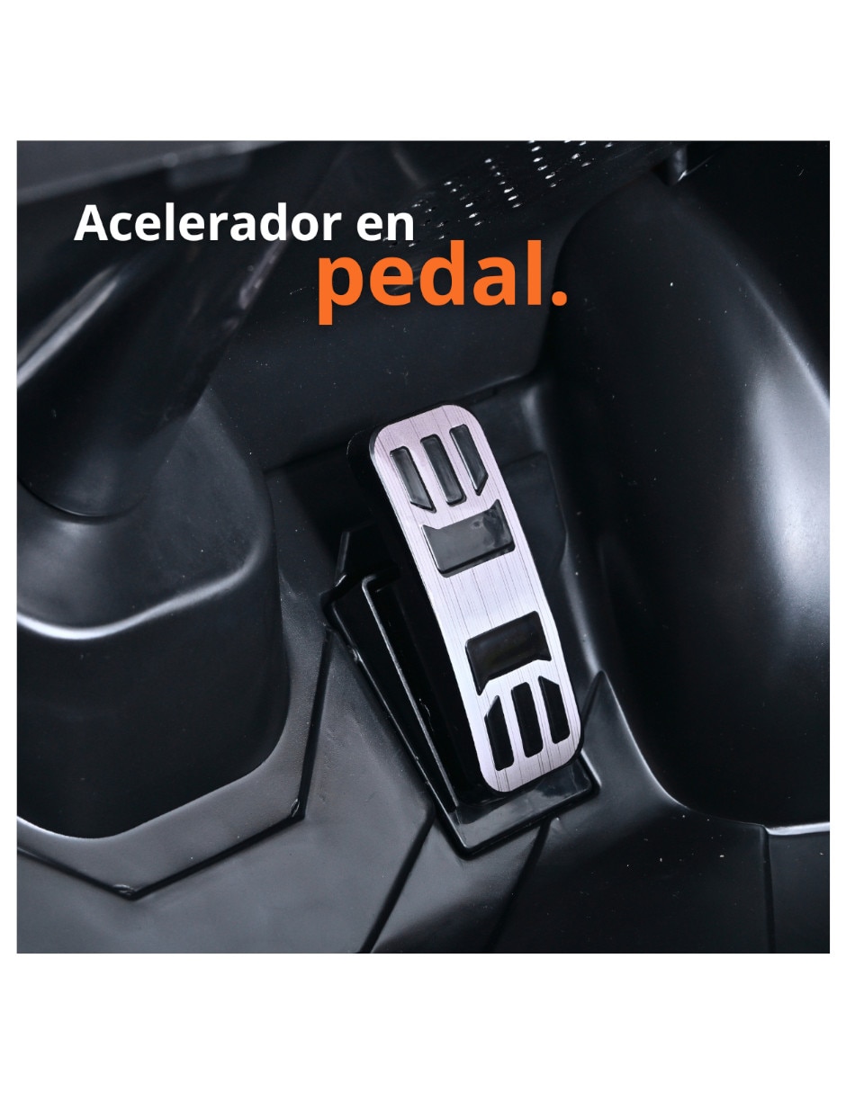 Vehículo a escala 5
